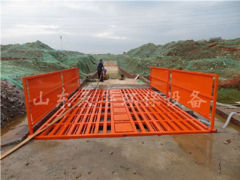 點(diǎn)擊查看詳細(xì)信息<br>標(biāo)題：寬*長(zhǎng)*高 4m*6m*1.2m 100T工程洗車(chē)機(jī)  閱讀次數(shù)：4427